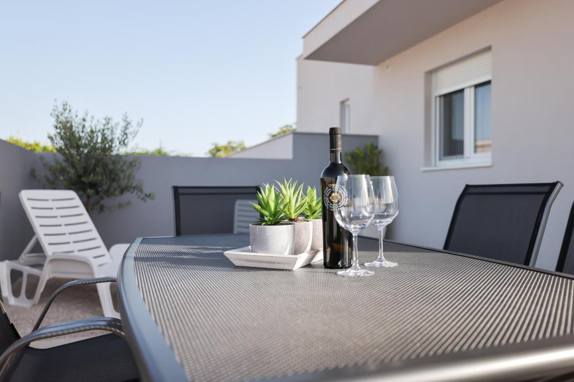 Duo Soles - Apartments With Private Parking Near Zadar Murvica (Policnik) Exterior foto