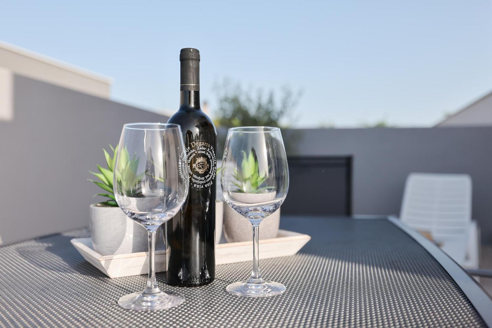Duo Soles - Apartments With Private Parking Near Zadar Murvica (Policnik) Exterior foto