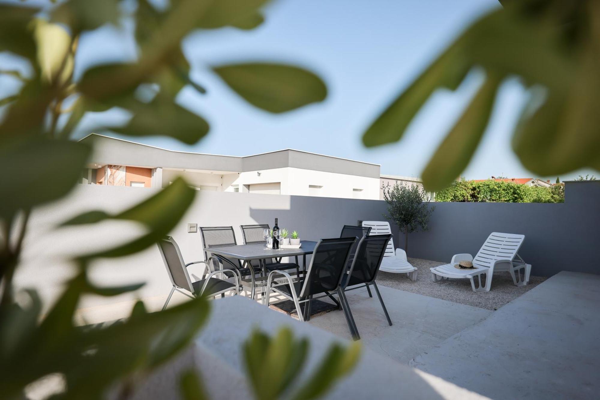 Duo Soles - Apartments With Private Parking Near Zadar Murvica (Policnik) Exterior foto